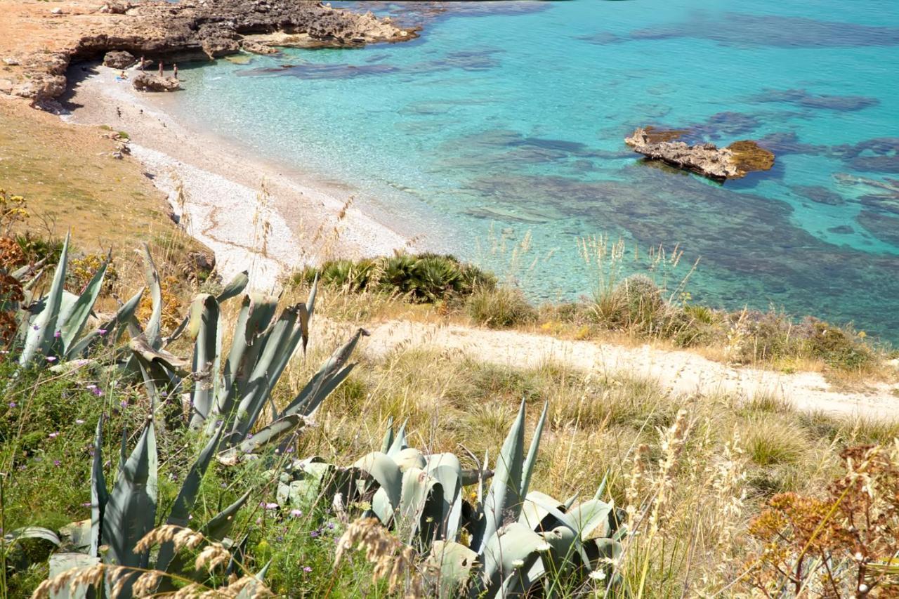 Perla Di Mare Appartamenti Castelluzzo Eksteriør billede